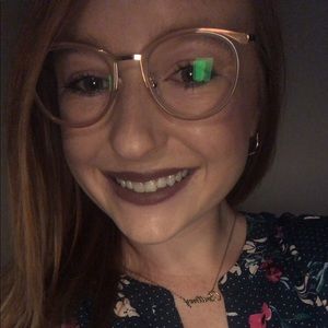 Meet your Posher, Brittney